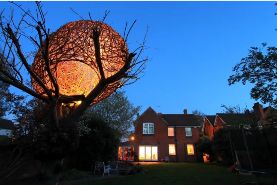 — Escultura en la naturaleza .